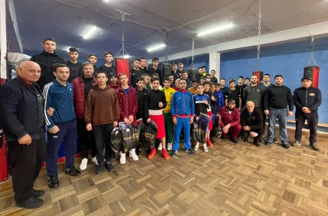Экипирование спортсменов сборной команды города Сочи по боксу 2022